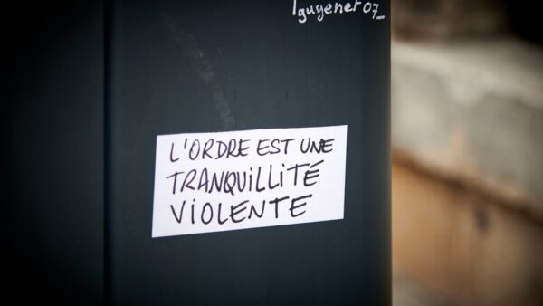 Les 4 mensonges qu’on vous a racontés sur le badge télépéage