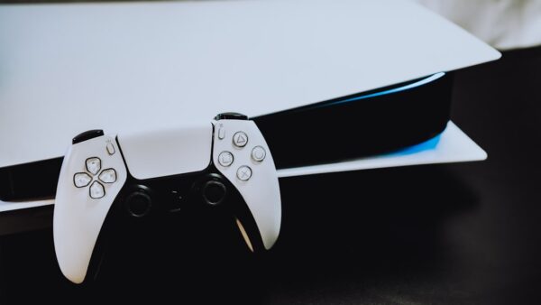 GTA 6 et crise de la RAM : la PS5 pourrait être introuvable à Noël s’alarme un distributeur