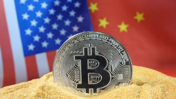 Dette américaine, épargne chinoise, sous-investissement européen : le monde face à ses déséquilibres