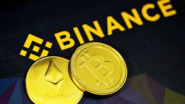 Binance poursuivie au Royaume-Uni : 1 700 investisseurs réclament 176 millions d’euros
