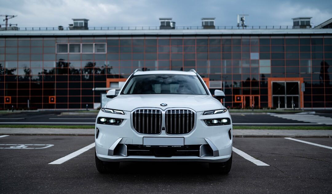 BMW iX5 : pourquoi la marque allemande a osé une batterie démesurée de 140 kWh
