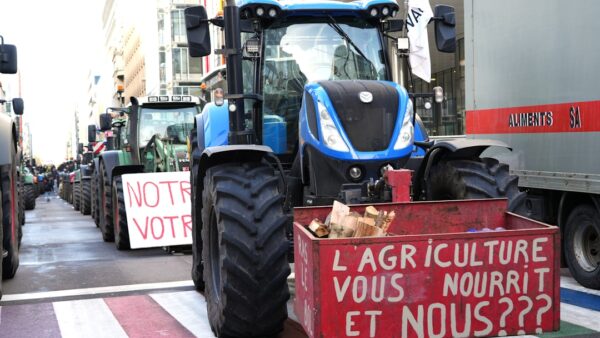 L’IA bouleverse le marché du travail et les jeunes risquent de payer le prix fort