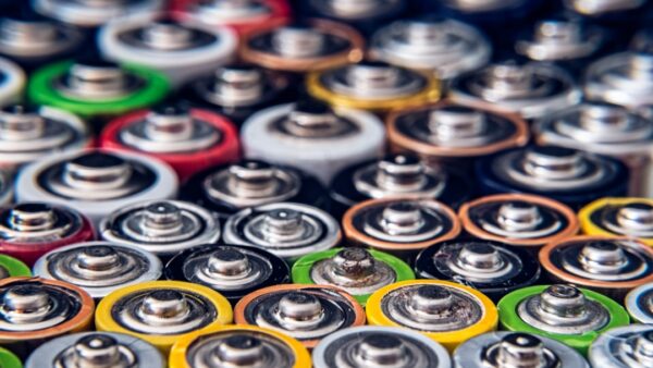 Pénurie de batteries et de câblage : la production du Mercedes GLC électrique suspendue à Brême