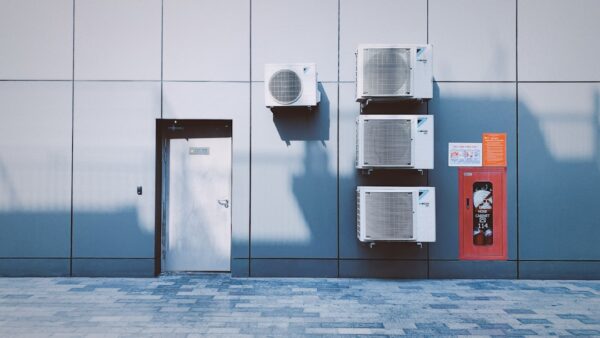 Le climatiseur PortaSplit que tout le monde s’arrache va revenir en stock : Midea veut livrer en urgence en Europe