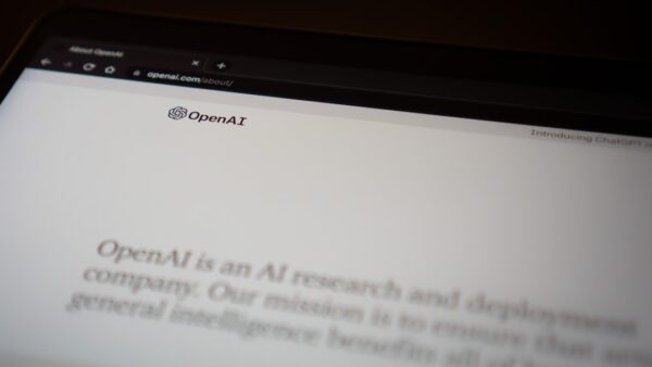 OpenAI : Sam Altman propose de donner 5 % de son entreprise à l’administration Trump