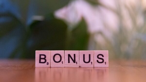 MiCA impose sa loi : profitez du bonus de dépôt Crypto.com pour migrer vos actifs en toute conformité