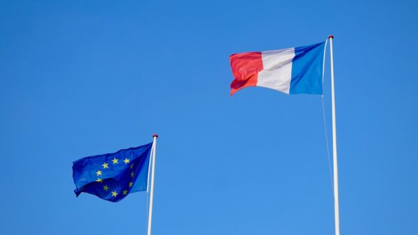 Chat Control, l&rsquo;Union européenne s&rsquo;apprête à contourner son propre Parlement pour scanner vos messages pri