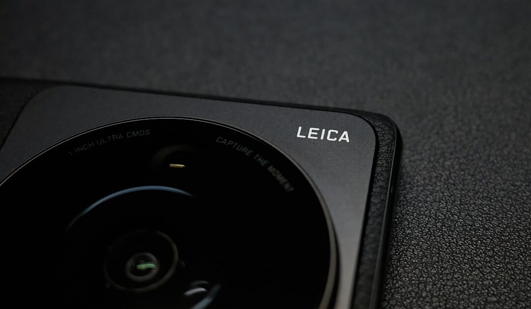 J’ai testé le Leica Cine Compact 1 : un projecteur 4K laser facile à vivre