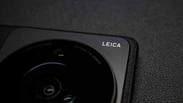 J’ai testé le Leica Cine Compact 1 : un projecteur 4K laser facile à vivre