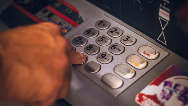 Comment se protéger des banques avec un compte adossé à l&rsquo;or ?