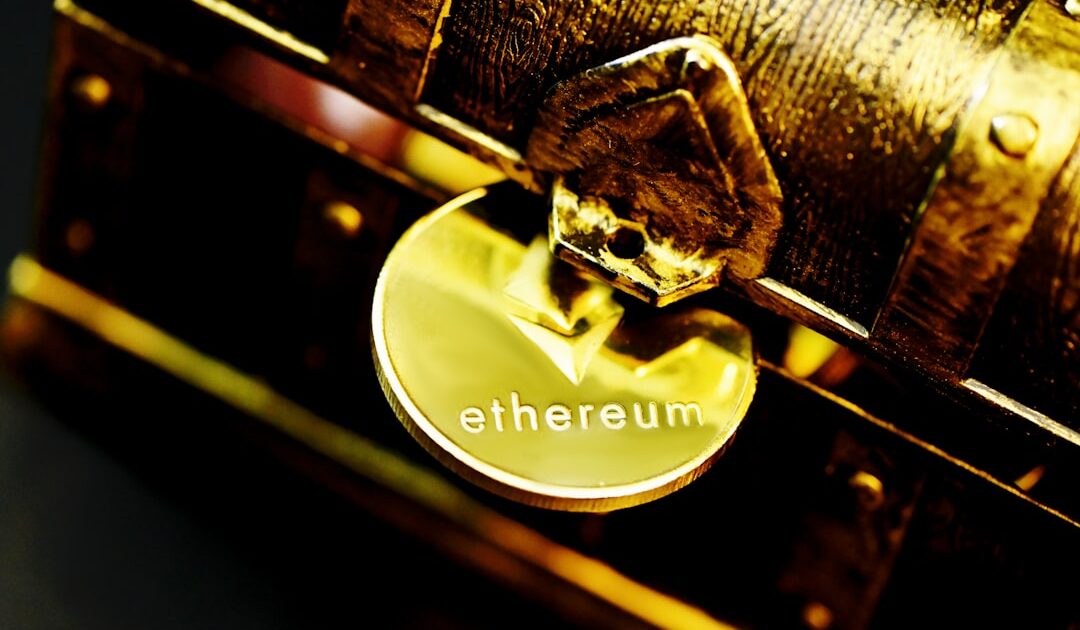 Bitmine ajoute 42 000 ETH à son trésor de guerre pendant que Strategy vend du Bitcoin
