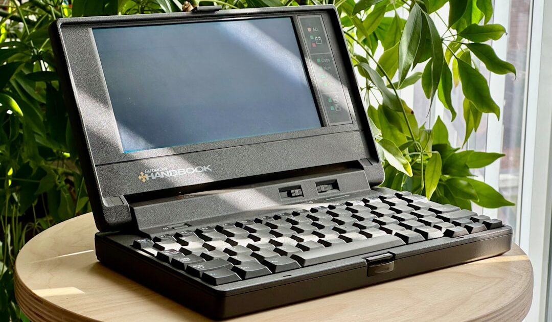 System76 lance son Adder Pro 15 : un PC portable OLED et RTX 5070 voué aux gamers sous Linux