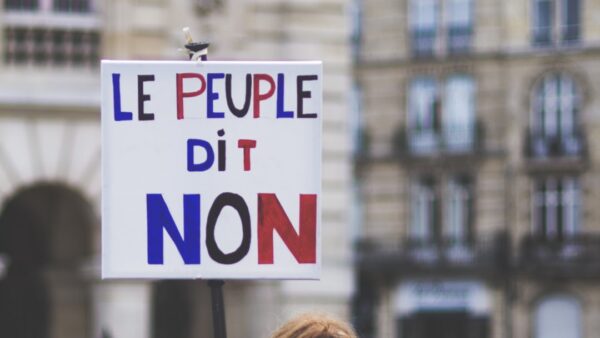 « Nous risquons de perdre notre emploi plus tôt que prévu » : Sony n’aurait pas prévenu ses partenaires de la fin du physique sur PlayStation