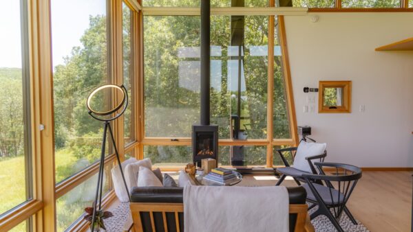 Amende record contre taxe de séjour : Airbnb et l’Île d’Oléron s’affrontent devant le Conseil constitutionnel