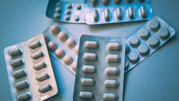 Anthropic veut que Claude invente les médicaments du futur
