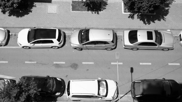 Caméras obligatoires dans les voitures : les images servent-elles à la publicité ?