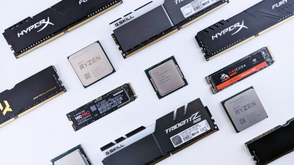 Pourquoi le prix des SSD et de la RAM va tripler d’ici 2027 avant de s’effondrer en 2028