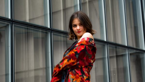 Haute Couture Automne-Hiver 2026/2027 : des débuts scrutés et des défilés d’audace sculptent un Paris caniculaire