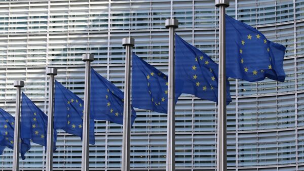 Chat Control prolongé : Le Parlement européen valide la surveillance jusqu’en 2028
