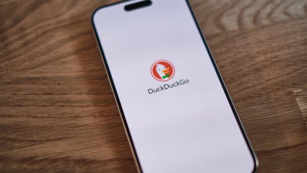 DuckDuckGo remet une pièce dans sa guerre contre les pubs sur YouTube