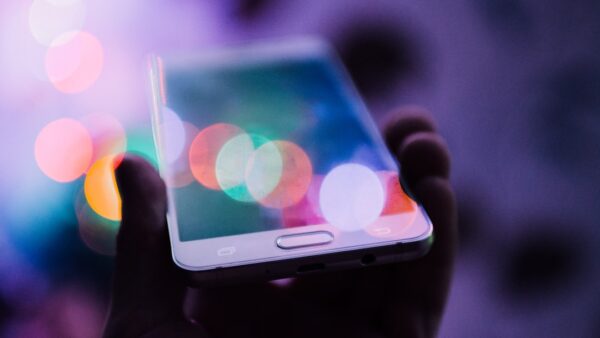 Avec 200 € en poche, quel smartphone pas cher choisir entre le Samsung Galaxy A17 5G et le Nothing Phone (3a) Lite ?