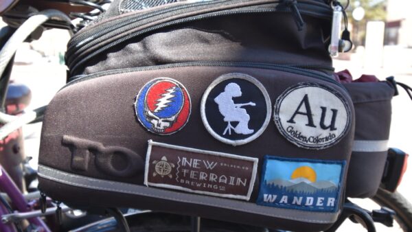 Badges, alliages secrets, transports dédiés : comment Apple verrouille ses secrets