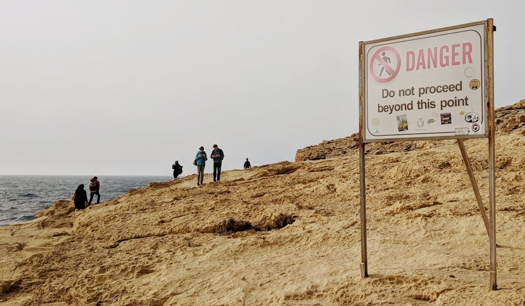 Vos photos de vacances sont un danger : avec l’IA, les criminels peuvent vous localiser pour vous piéger
