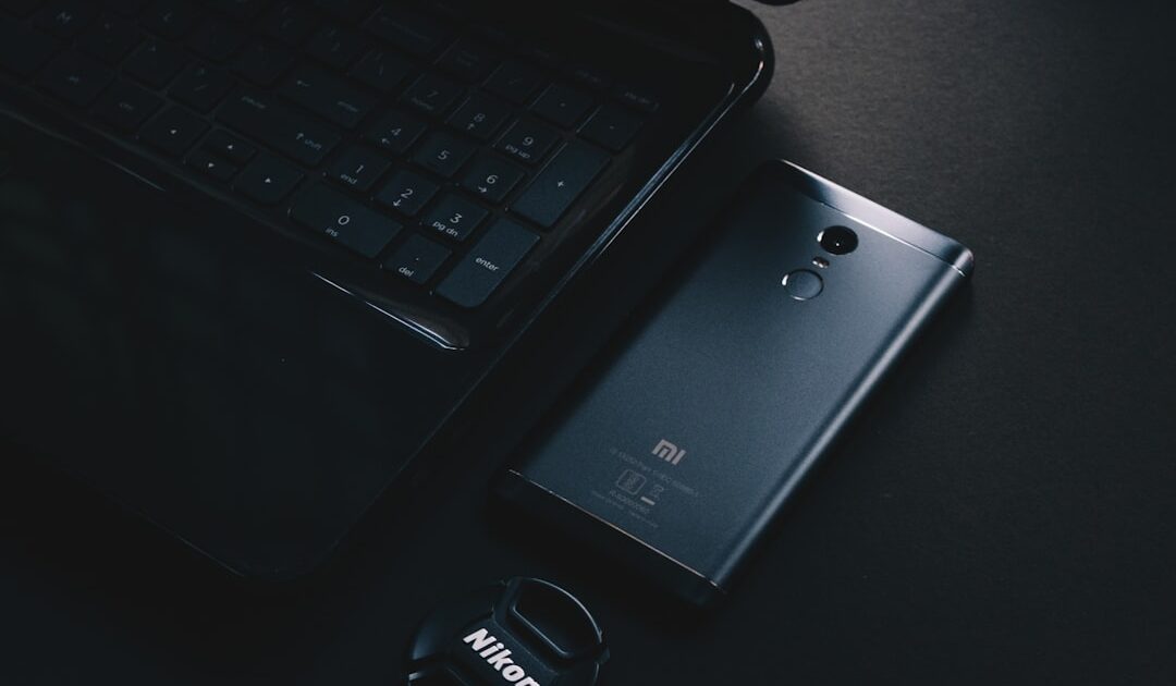 Xiaomi 17T Pro vs OnePlus 15 : comment choisir le meilleur smartphone premium pour moins de 1000 euros ?