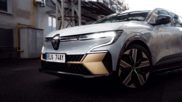 La nouvelle Renault Mégane électrique est là et son prix ne fait pas rêver