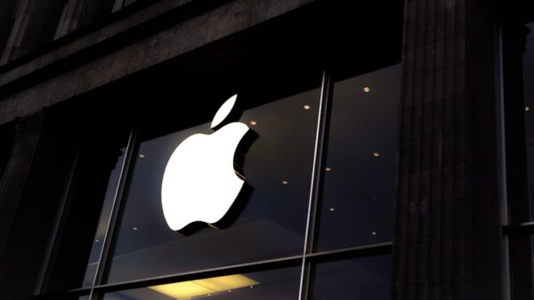 Apple attaque Open AI en justice : Elon Musk s’invite dans la bagarre