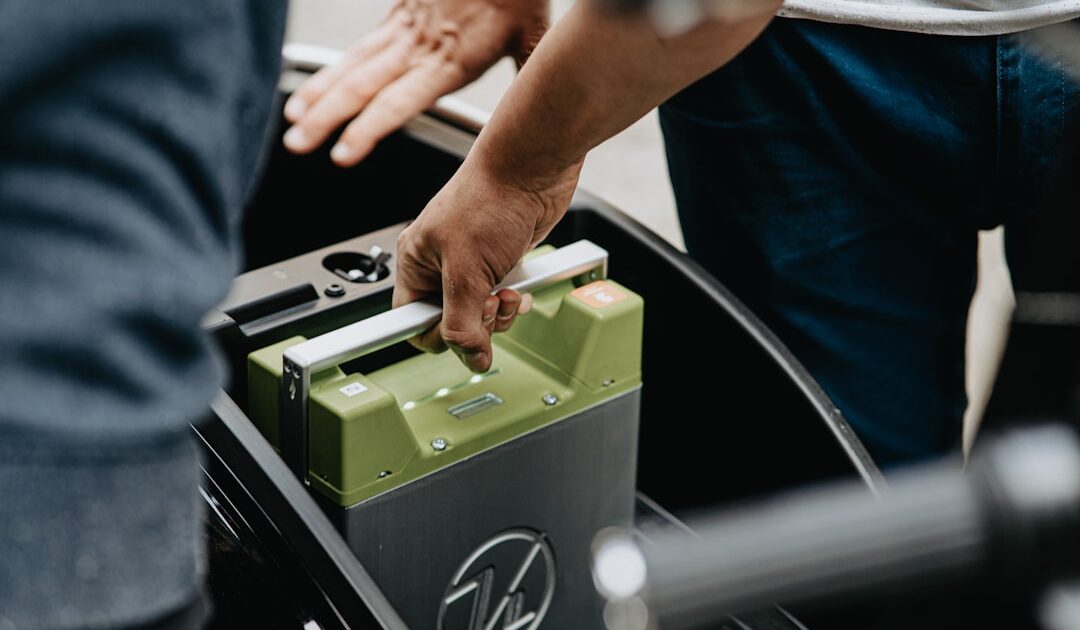 Batteries remplaçables dans les montres connectées, Bruxelles fait finalement machine arrière