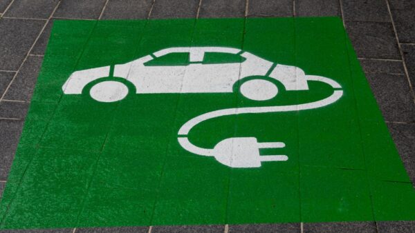 Voitures électriques : le leasing social fait son retour ce jeudi, jusqu’à 9 500 € d’aide