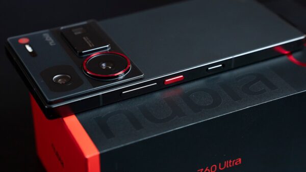 Nubia NaviX Ultra : le premier smartphone qui contrôle vos applications et paye à votre place
