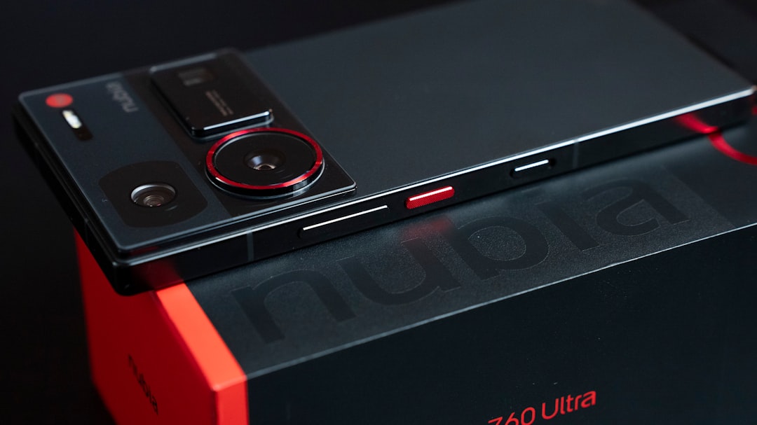 Nubia NaviX Ultra : le premier smartphone qui contrôle vos applications et paye à votre place