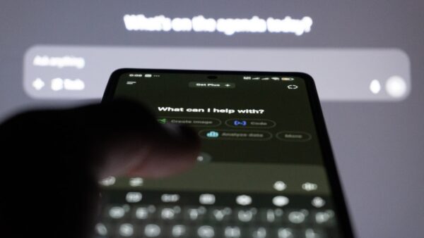 Face à la colère des utilisateurs, OpenAI répare en urgence l’application ChatGPT