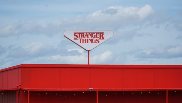 Stranger Things fête ses 10 ans avec une édition VHS sur Netflix qui sent bon la nostalgie