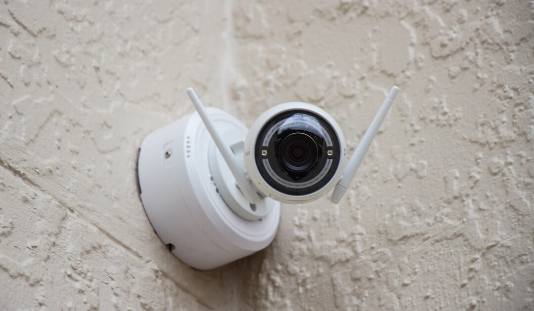 Meilleure caméra de surveillance extérieure en 2026 : notre comparatif