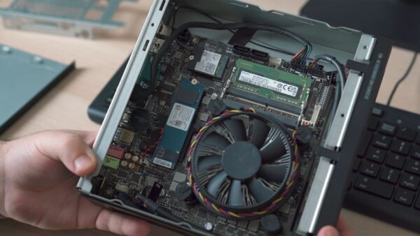 Quel mini PC choisir pour l’IA ? Notre sélection 2026