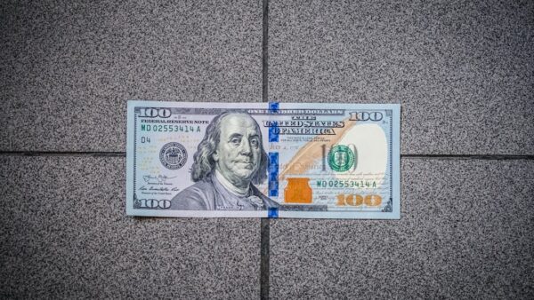 Or, dollars, USDT : comment l’Iran et sa banque centrale contournent l’effondrement du rial