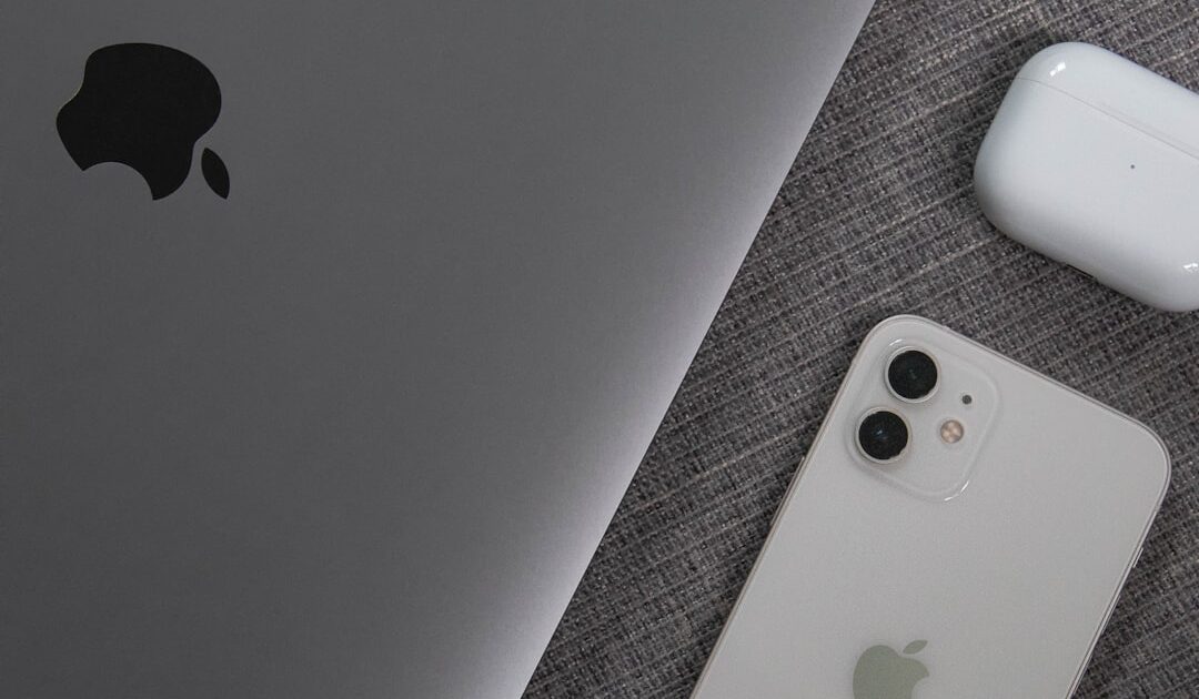 Oups, Apple vient de confirmer que l’iPhone pliant arrive très bientôt
