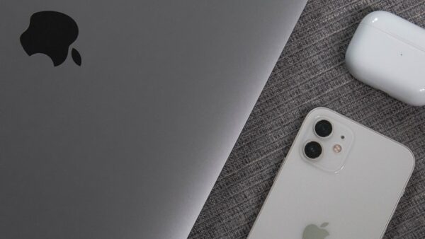 Oups, Apple vient de confirmer que l’iPhone pliant arrive très bientôt