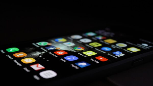L’IA locale arriverait enfin sur les smartphones pas chers grâce à cette puce de Qualcomm