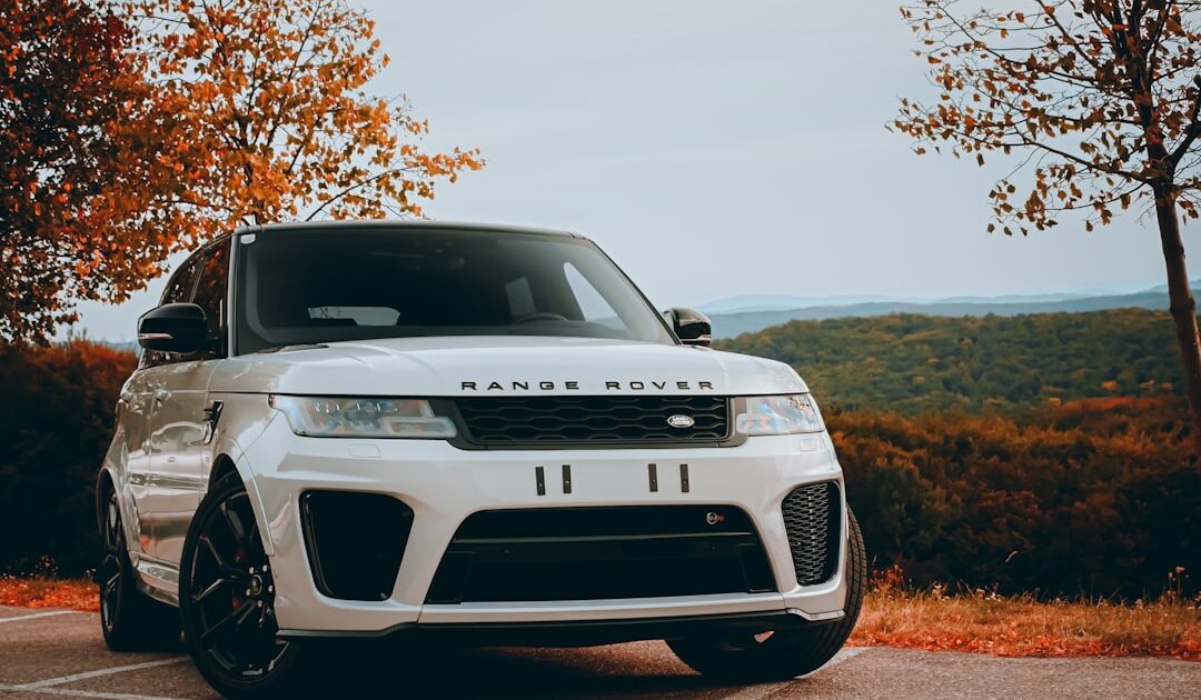 Voici l’intérieur du nouveau Range Rover GT électrique avec une planche de bord sans aucun bouton
