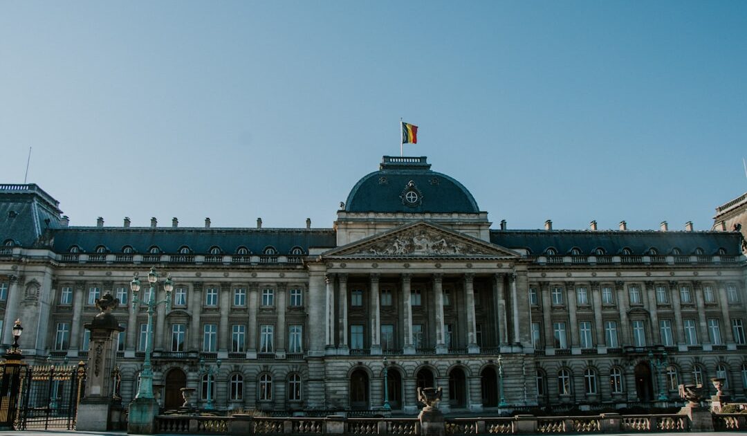 Juge et partie : Bruxelles colle une sanction à 890 millions d’euros à Google pour ses mauvaises habitudes
