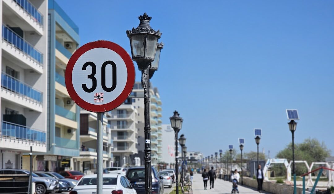 Oubliez les mastodontes : avec 300 km d’autonomie, la véritable Smart arrive enfin !
