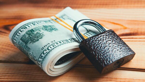 Guerre anti-crypto de Gary Gensler : la SEC paye 150 000 dollars pour la paix avec Coinbase