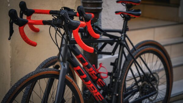 Test Trek Checkpoint+ SL 6 AXS : le gravel électrique ridiculise vos vélos