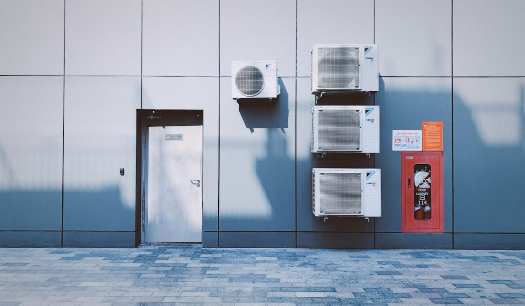 Climat vs prix de l’énergie : la climatisation, une bombe politique partout dans le monde, mais pas pour les mêmes raisons