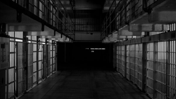 Aller en prison pour de la crypto : La Hongrie fait marche arrière