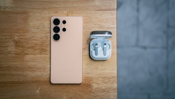 Boulanger brade les Samsung Galaxy Buds 3 FE, des écouteurs avec ANC et Galaxy AI, sous la barre des 50 €